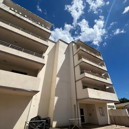 T2 Terrasse Proche Et Commerces * Moriani Plage